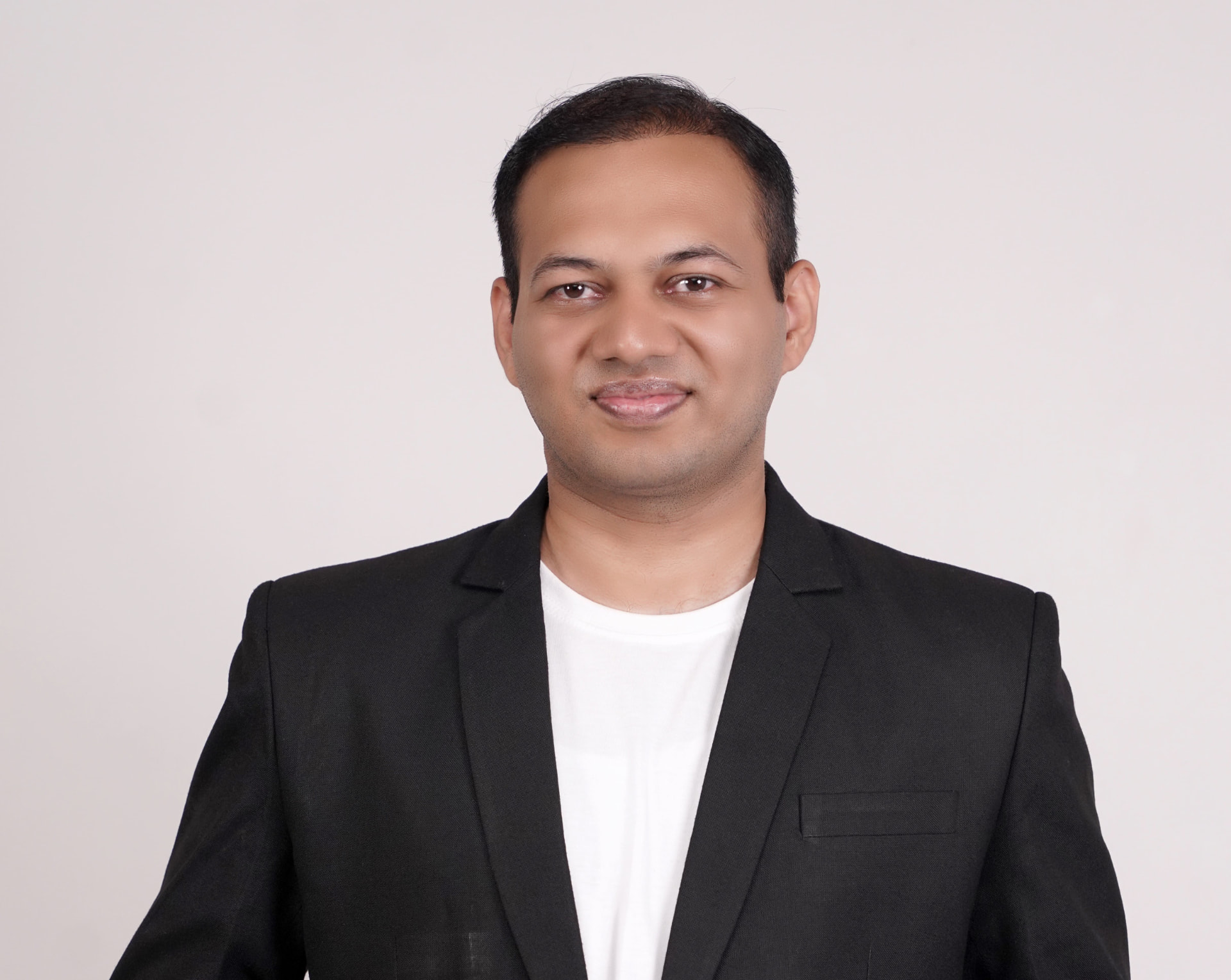 Professional photograph of Mohammad Mohsin Mansoori